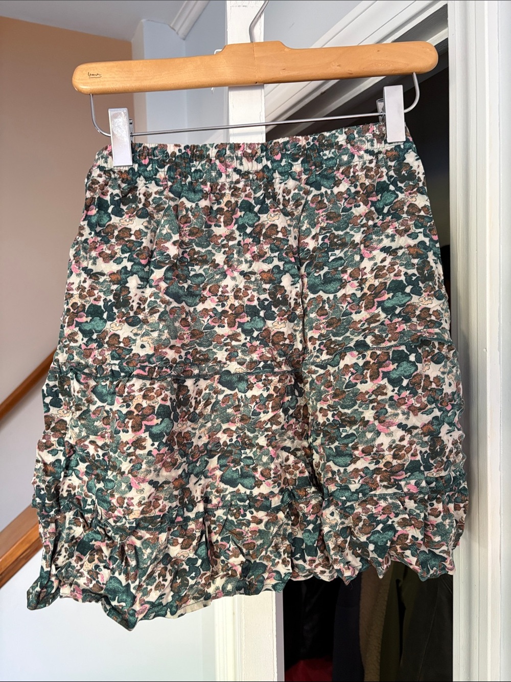 Vero Moda Tiered Mini Skirt in Teal & Pink